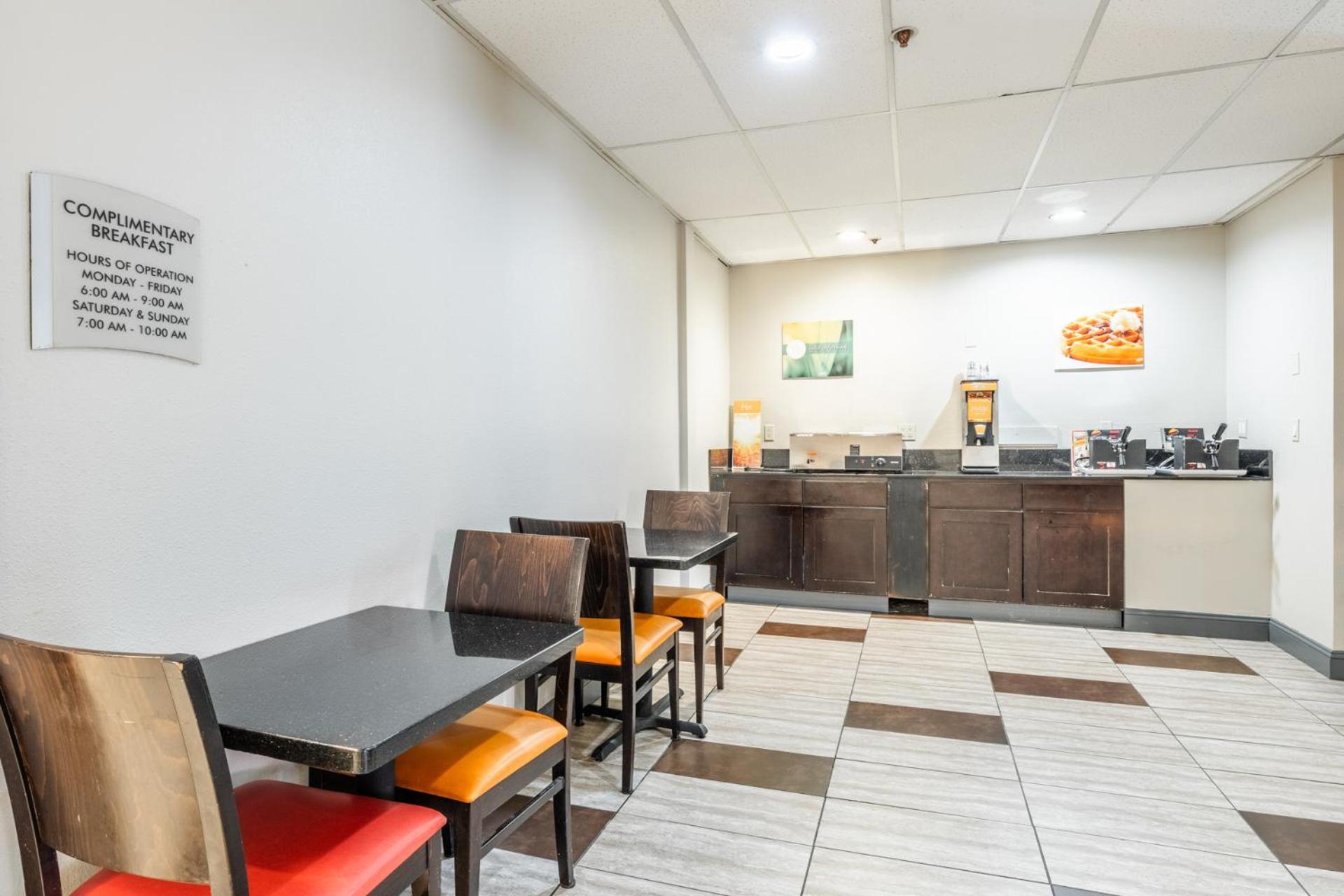 Quality Inn Near Mammoth Mountain Ski Resort Мамът Лейкс Екстериор снимка