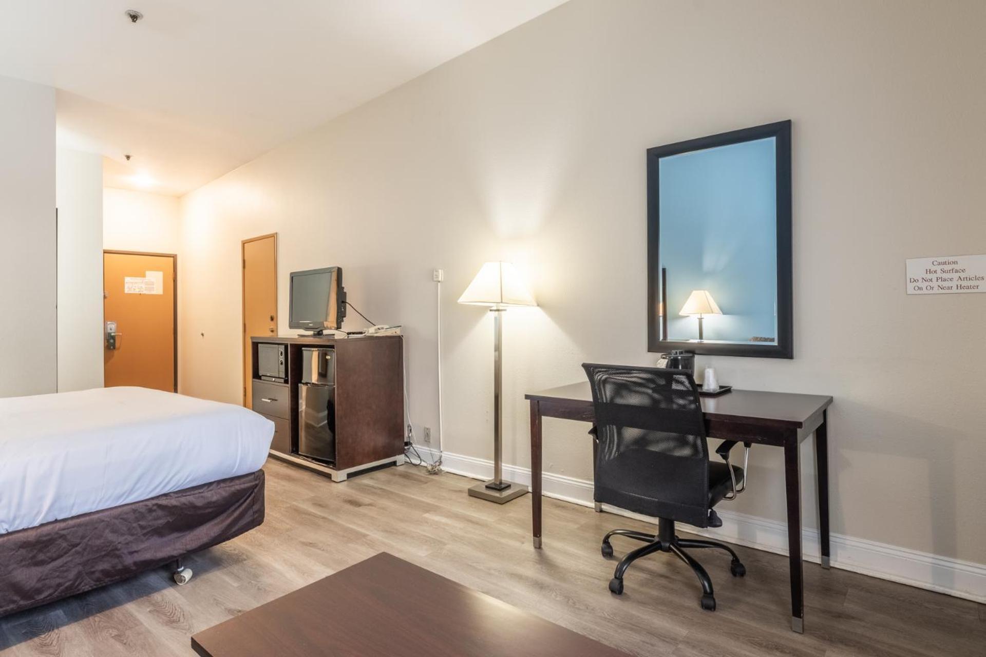 Quality Inn Near Mammoth Mountain Ski Resort Мамът Лейкс Екстериор снимка