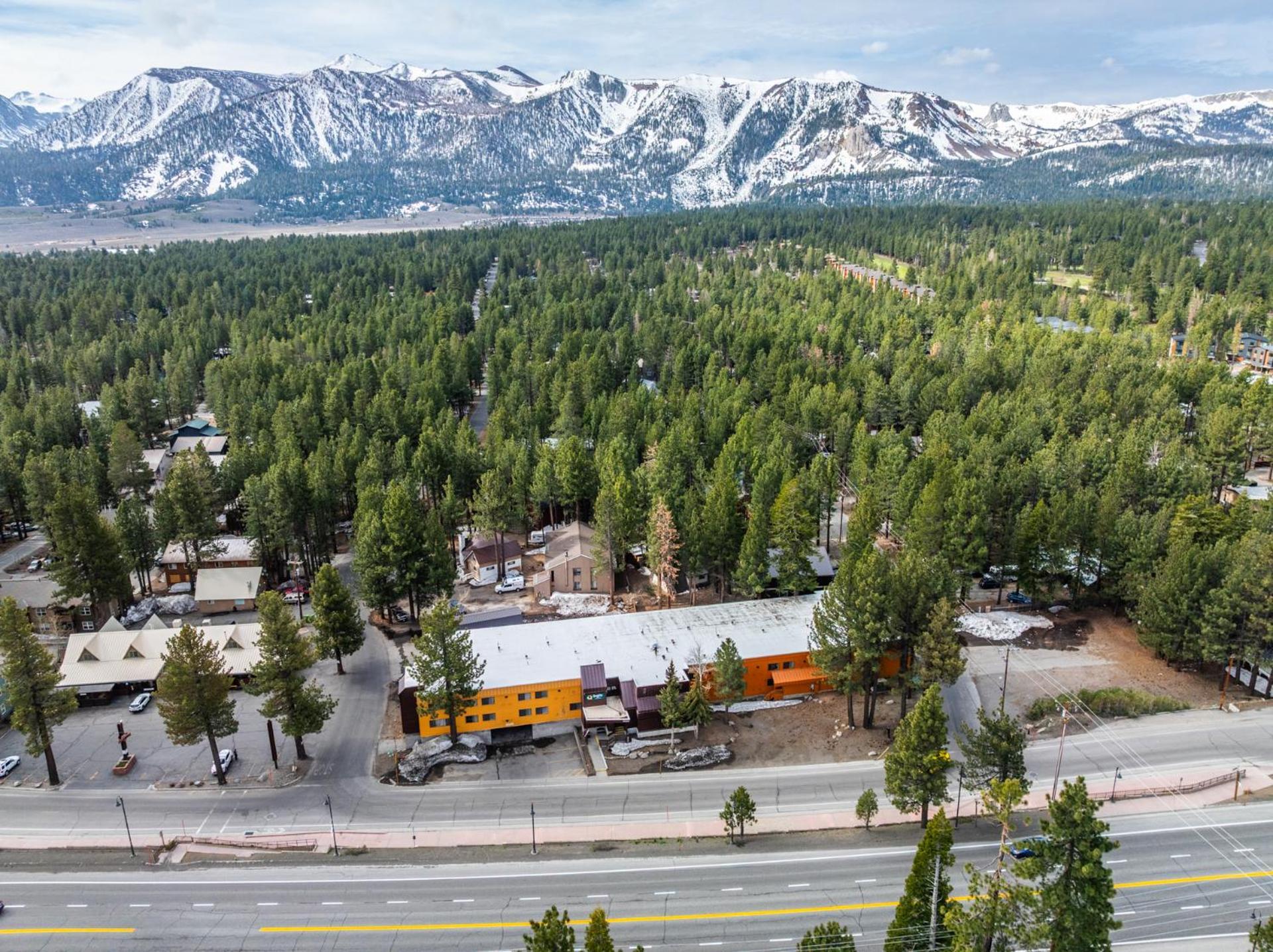 Quality Inn Near Mammoth Mountain Ski Resort Мамът Лейкс Екстериор снимка